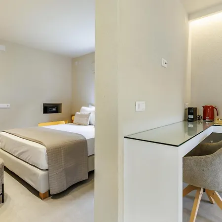 Limnonari Garden Guest house *
